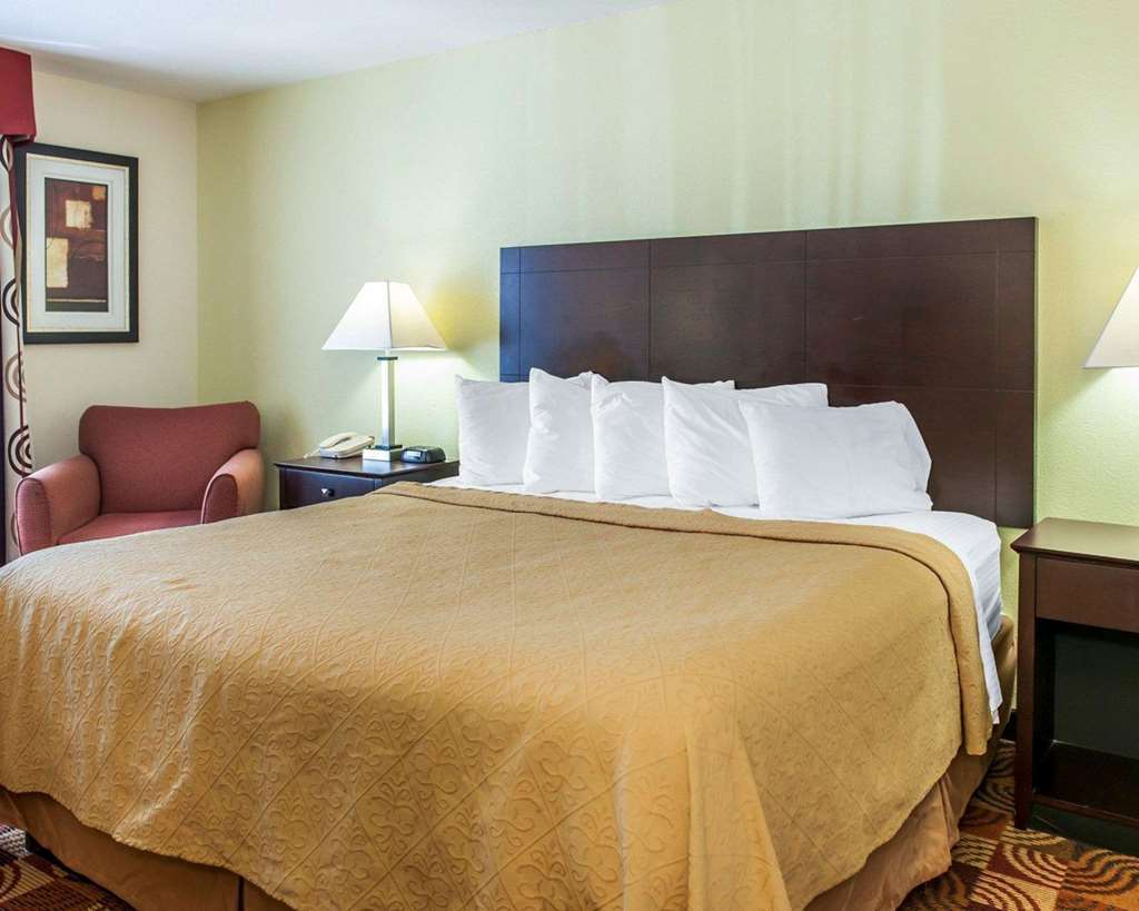 Quality Inn Bloomington Near University Værelse billede